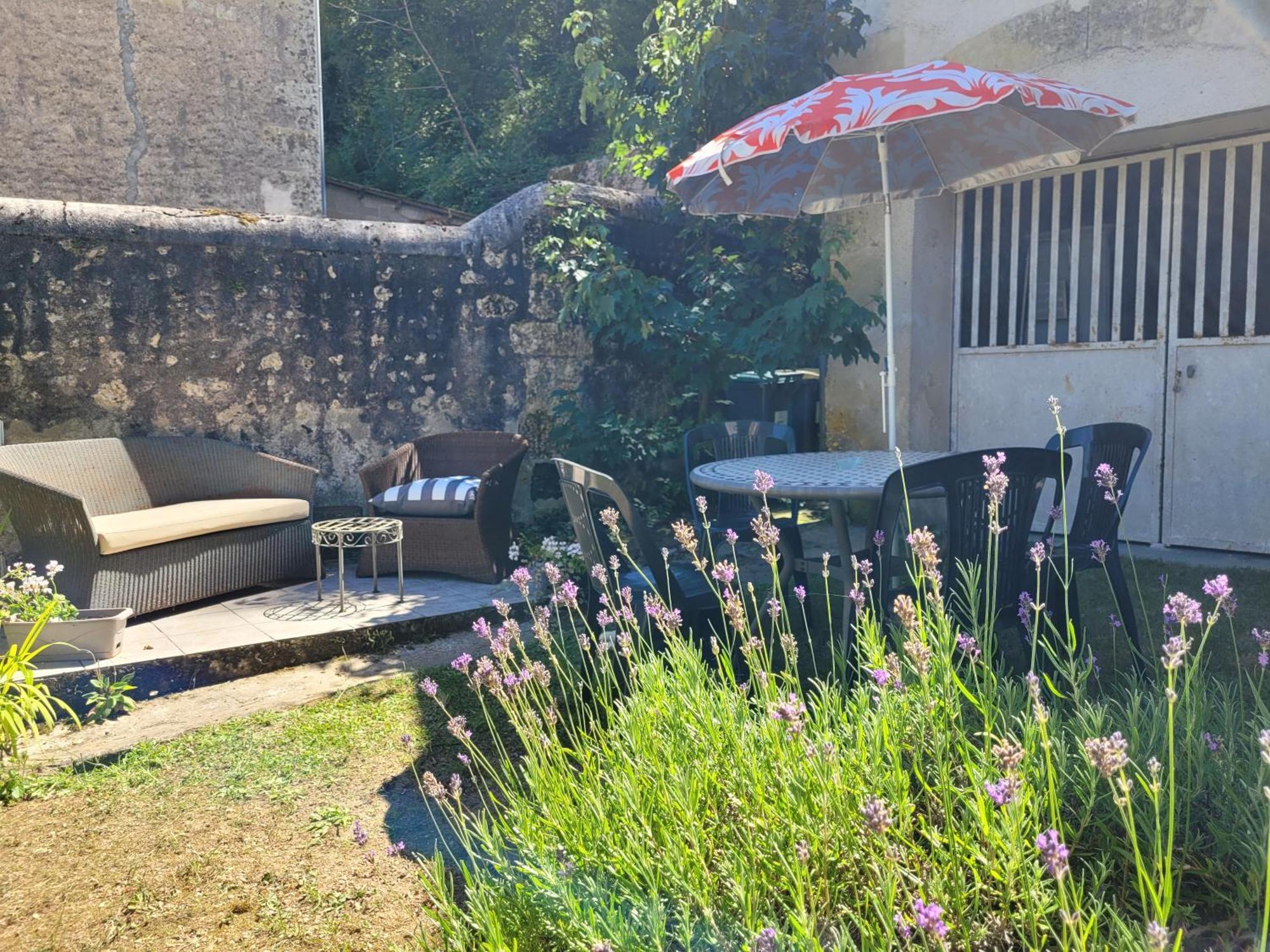 La Maison Aux Iris Pocé-sur-Cisse Zewnętrze zdjęcie