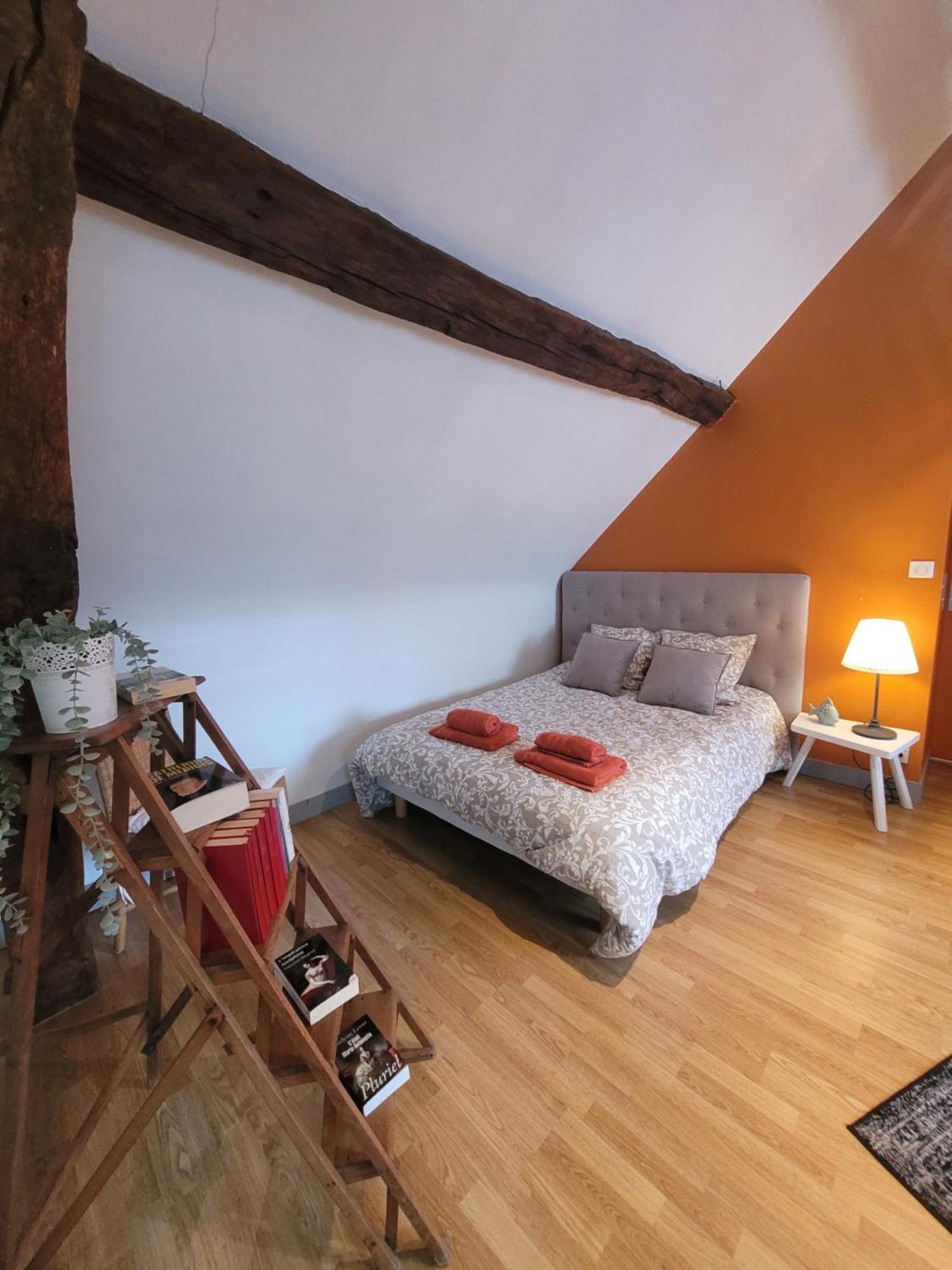 La Maison Aux Iris Pocé-sur-Cisse Zewnętrze zdjęcie